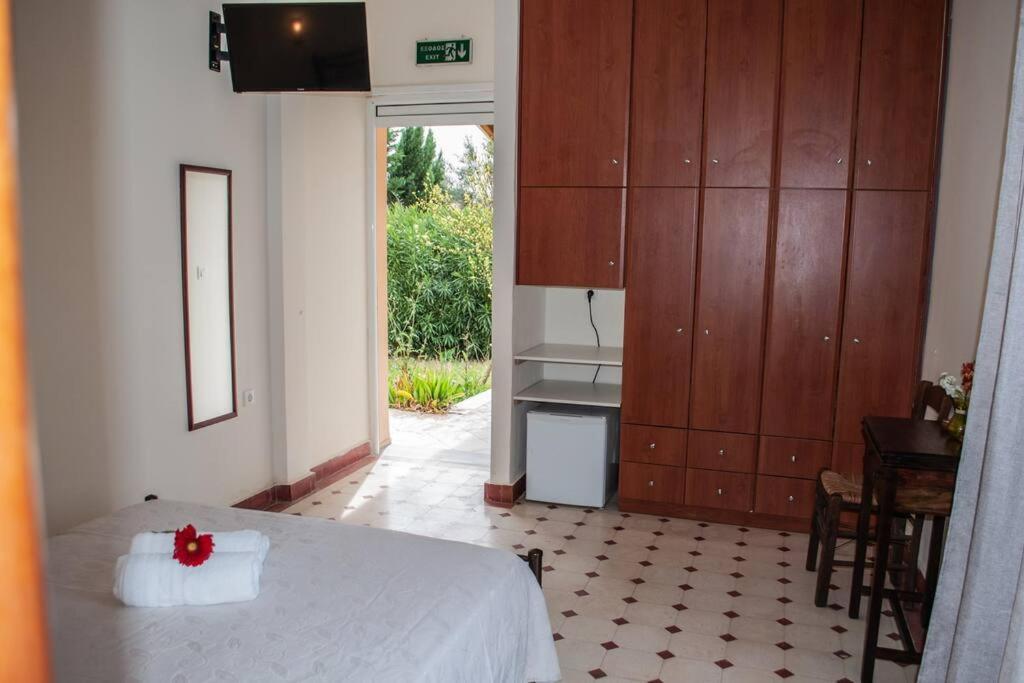 Phyllida Guest House - A2 ซาคาโร ภายนอก รูปภาพ